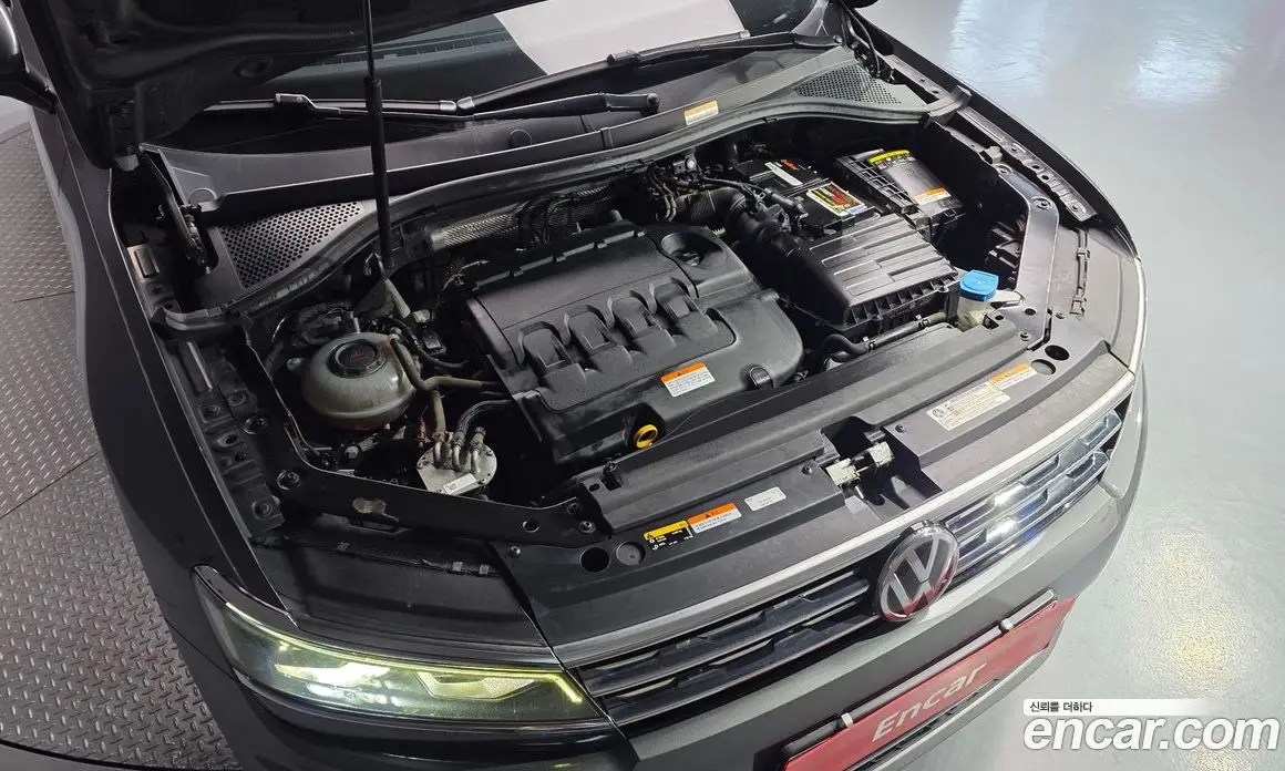 Volkswagen Tiguan 2020 2.0 автомат (гидро), фото 6 Volkswagen Tiguan 2020 2.0 автомат (гидро), фото 6