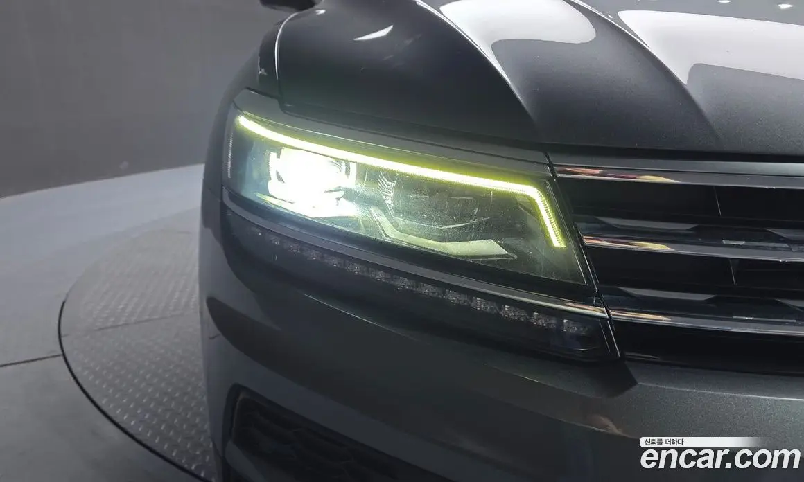 Volkswagen Tiguan 2020 2.0 автомат (гидро), фото 8 Volkswagen Tiguan 2020 2.0 автомат (гидро), фото 8