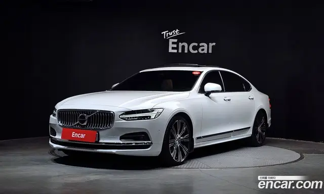 Volvo S90, 2023, 26 793 км