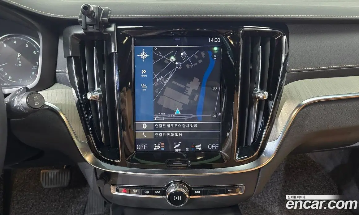 Volvo V60 2019 2.0 автомат (гидро), фото 13 Volvo V60 2019 2.0 автомат (гидро), фото 13