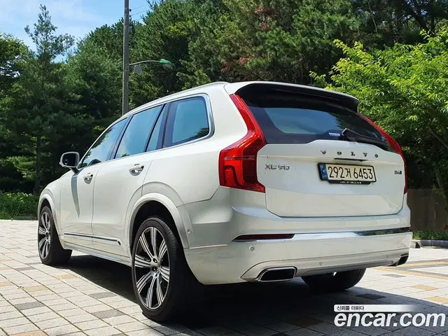 Volvo XC90 2021 2.0 автомат (гидро), миниатюра 2