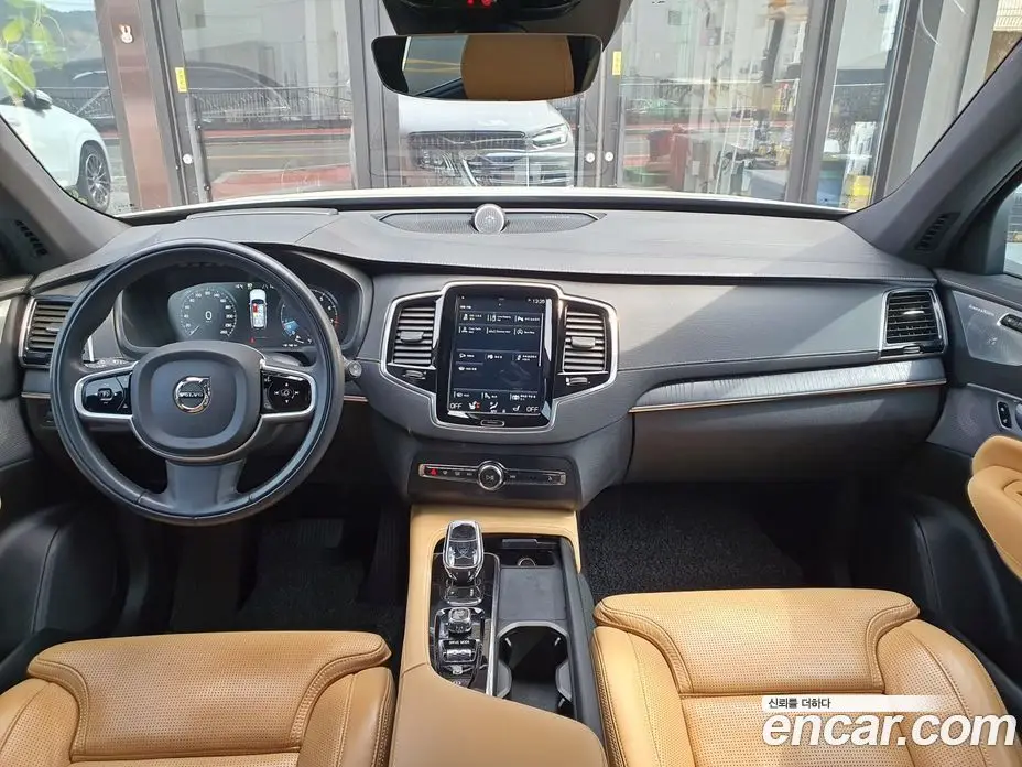 Volvo XC90 2021 2.0 автомат (гидро), фото 5