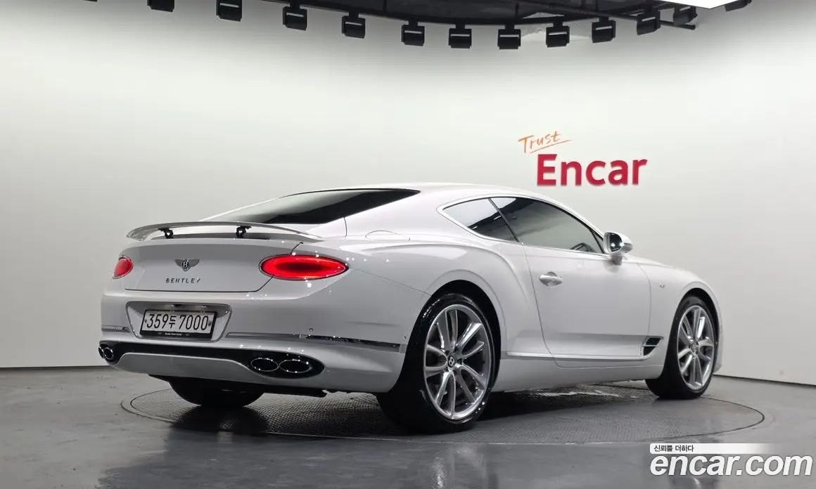 Bentley Continental 2020 4.0 автомат (гидро), фото 2 Bentley Continental 2020 4.0 автомат (гидро), фото 2