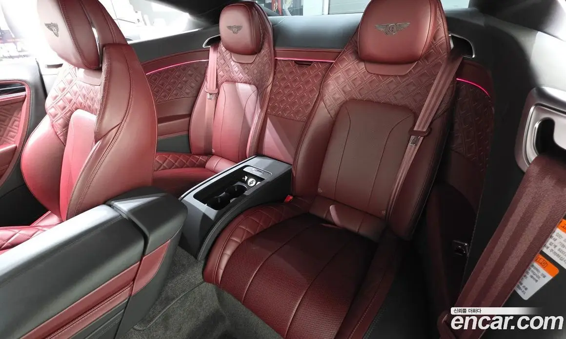 Bentley Continental 2020 4.0 автомат (гидро), фото 16 Bentley Continental 2020 4.0 автомат (гидро), фото 16