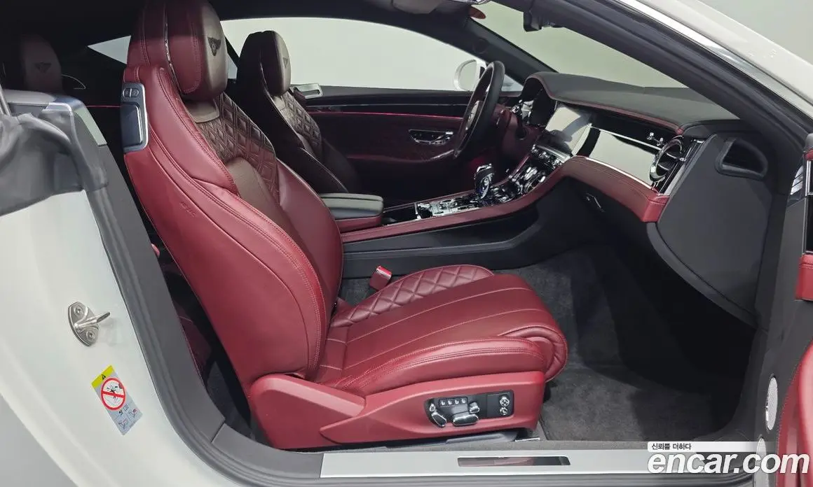 Bentley Continental 2020 4.0 автомат (гидро), фото 17 Bentley Continental 2020 4.0 автомат (гидро), фото 17