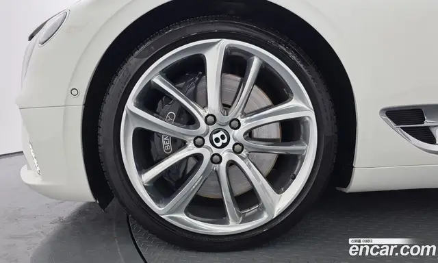 Bentley Continental 2020 4.0 автомат (гидро), миниатюра 5 Bentley Continental 2020 4.0 автомат (гидро), миниатюра 5