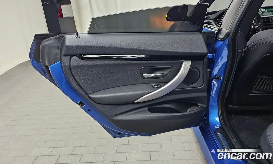 BMW 3 серия 2020 2.0 автомат (гидро), фото 15