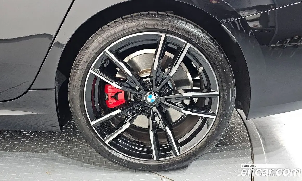 BMW 3 серия 2024 3.0 автомат (гидро), фото 7