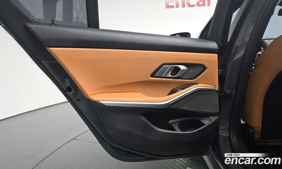 BMW 3 серия 2025 2.0 автомат (гидро), фото 14 BMW 3 серия 2025 2.0 автомат (гидро), фото 14