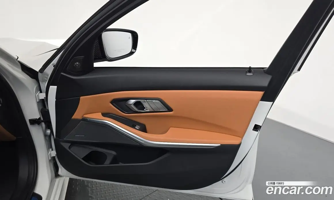 BMW 3 серия 2026 2.0 автомат (гидро), фото 14
