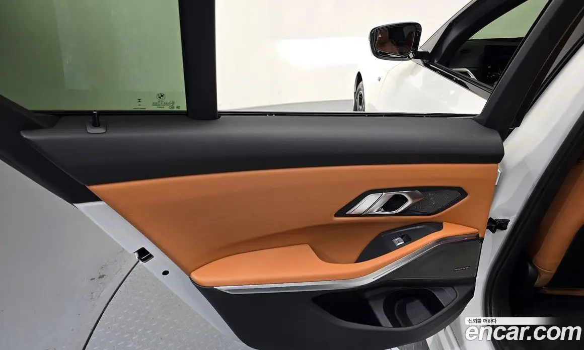 BMW 3 серия 2026 2.0 автомат (гидро), фото 15