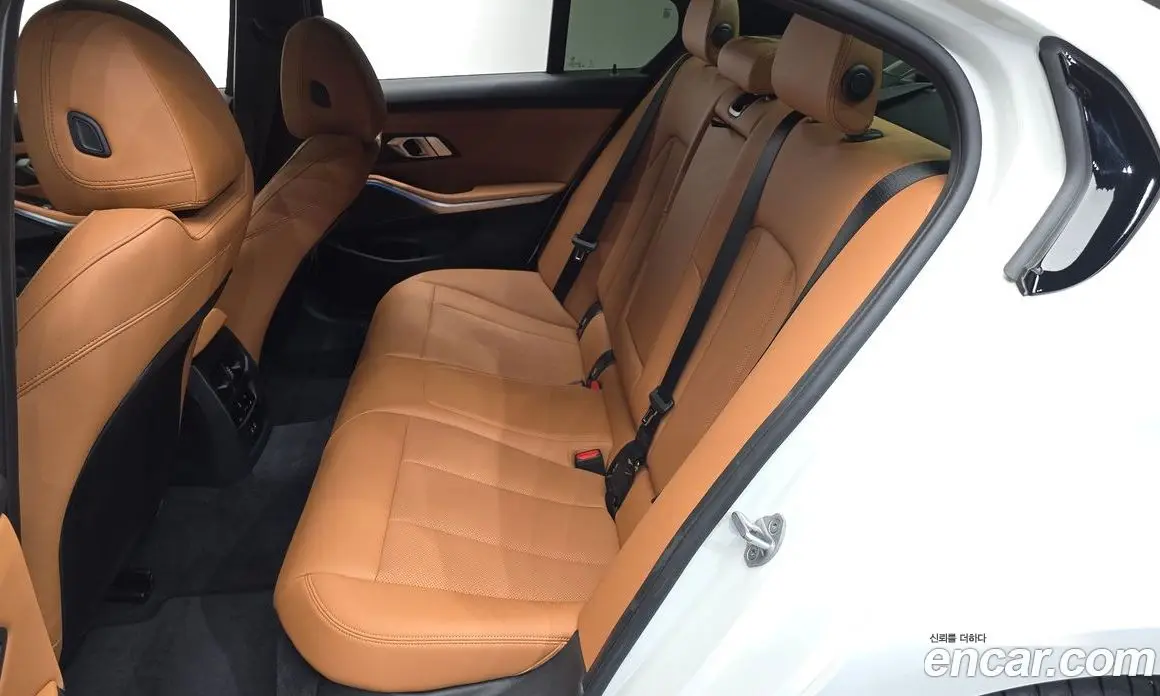 BMW 3 серия 2026 2.0 автомат (гидро), фото 17