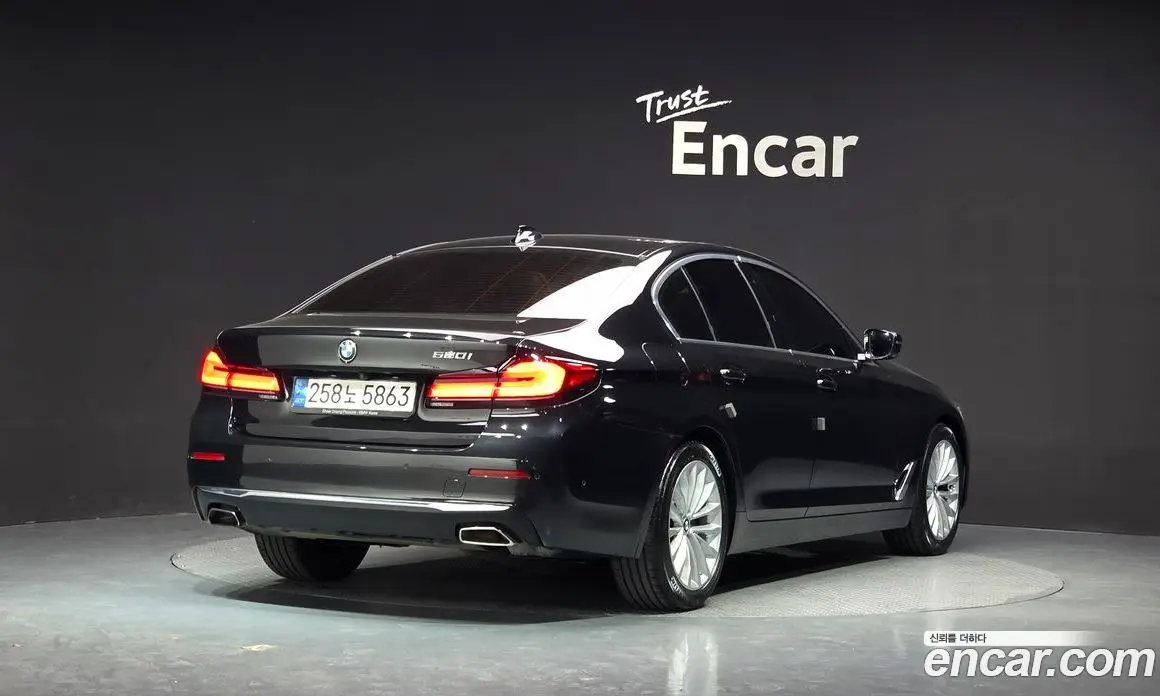 BMW 5 серия 2021 2.0 автомат (гидро), фото 2 BMW 5 серия 2021 2.0 автомат (гидро), фото 2