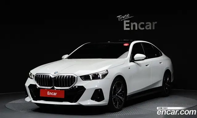 BMW 5 серия, 2024, 40 165 км