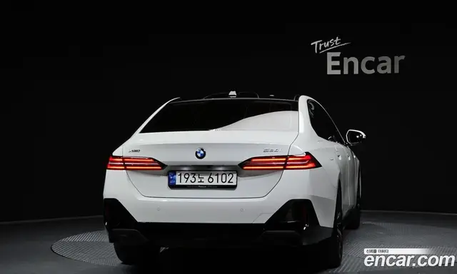 BMW 5 серия 2024 2.0 автомат (гидро), миниатюра 4
