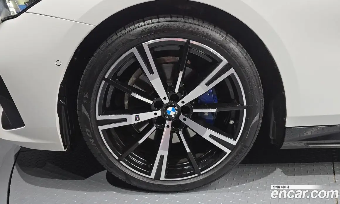 BMW 5 серия 2024 2.0 автомат (гидро), фото 5