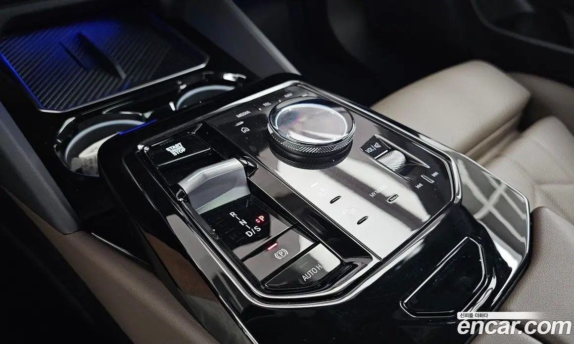 BMW 5 серия 2024 2.0 автомат (гидро), фото 12