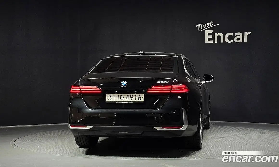 BMW 5 серия 2024 2.0 автомат (гидро), фото 4