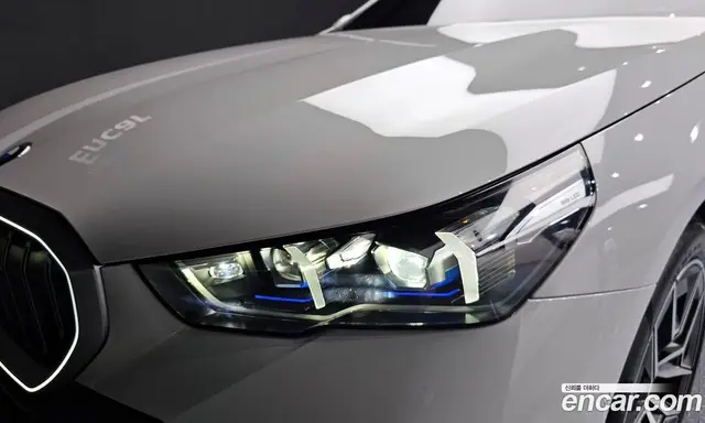 BMW 5 серия 2025 2.0 автомат (гидро), миниатюра 8 BMW 5 серия 2025 2.0 автомат (гидро), миниатюра 8