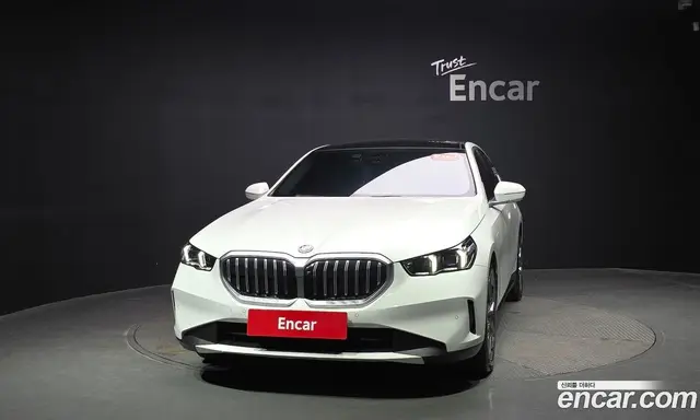BMW 5 серия 2025 2.0 автомат (гидро), миниатюра 2