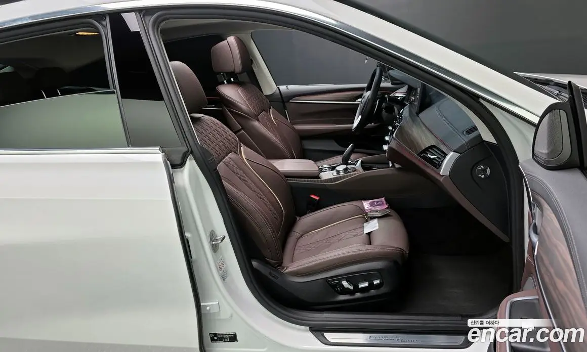BMW 6 серия 2023 3.0 автомат (гидро), фото 16 BMW 6 серия 2023 3.0 автомат (гидро), фото 16