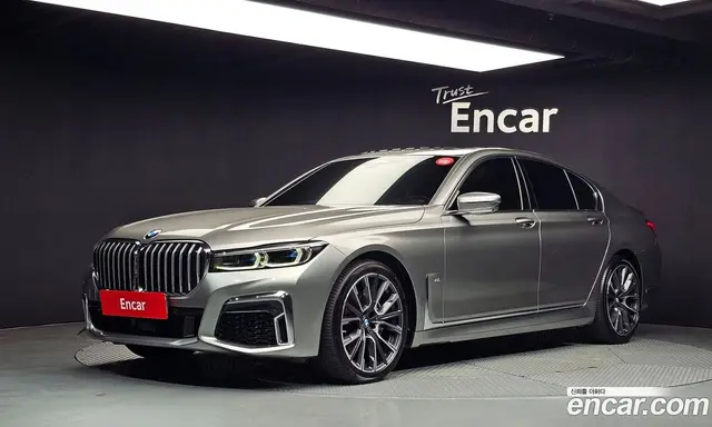 BMW 7 серия, 2022, 70 918 км