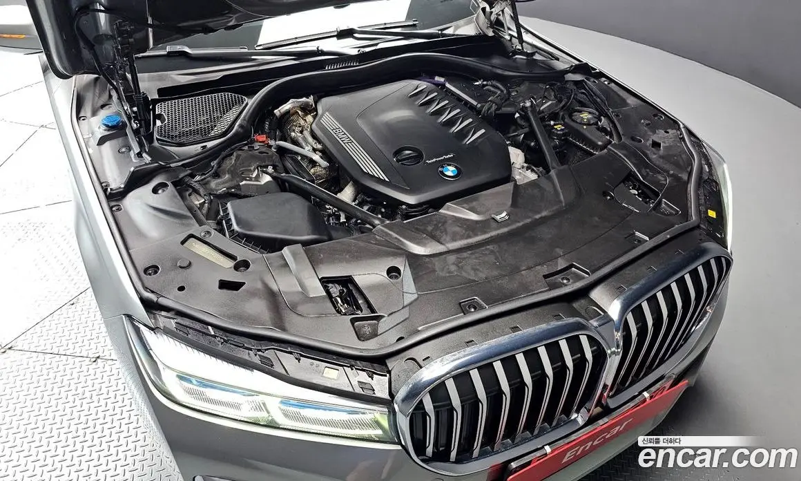 BMW 7 серия 2022 3.0 автомат (гидро), фото 6