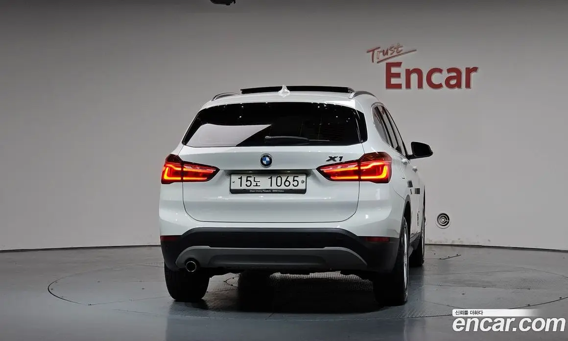 BMW X1 2017 2.0 автомат (гидро), фото 3 BMW X1 2017 2.0 автомат (гидро), фото 3