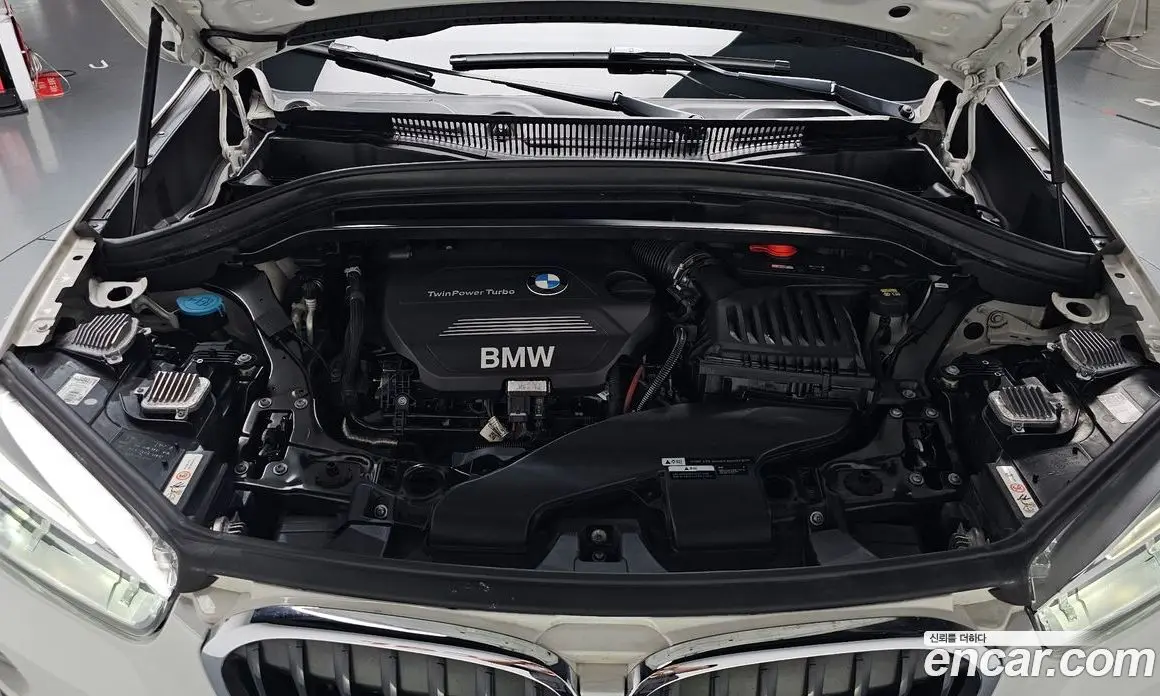 BMW X1 2017 2.0 автомат (гидро), фото 5 BMW X1 2017 2.0 автомат (гидро), фото 5