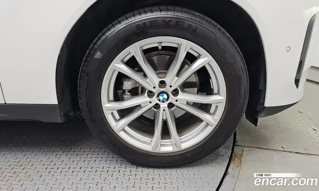 BMW X3 2026 2.0 автомат (гидро), миниатюра 7