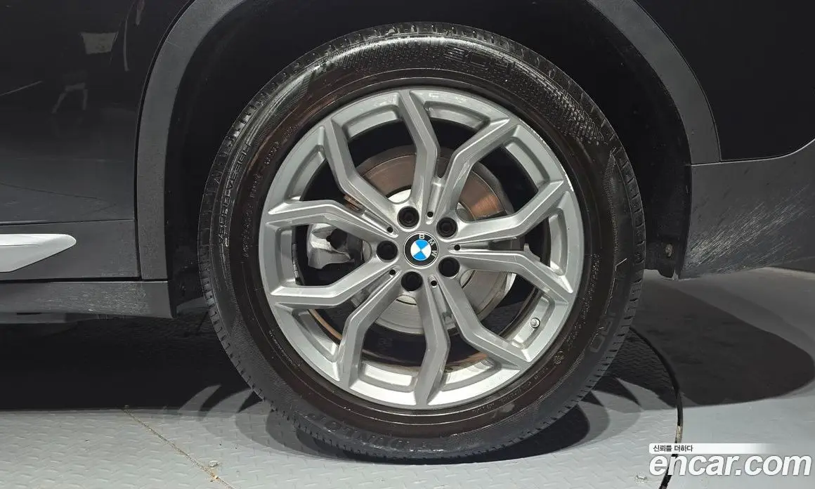 BMW X4 2021 2.0 автомат (гидро), фото 7