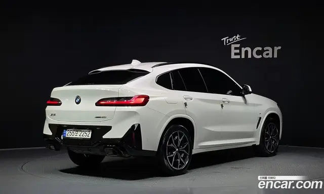 BMW X4 2022 2.0 автомат (гидро), миниатюра 2