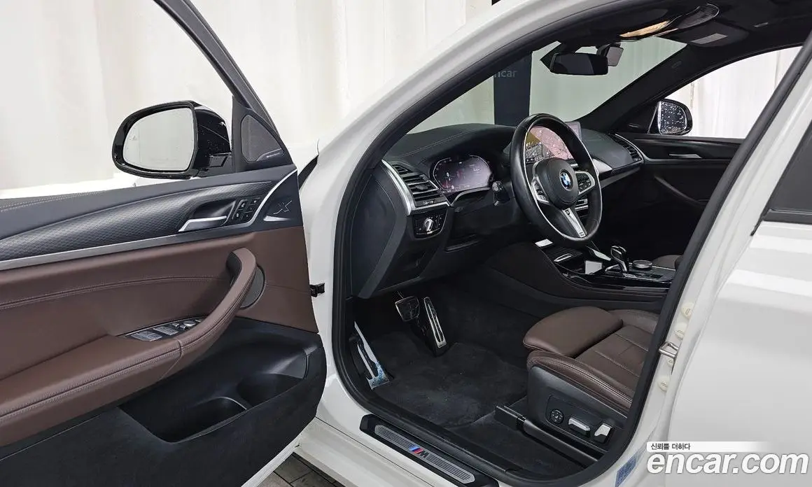 BMW X4 2022 2.0 автомат (гидро), фото 13