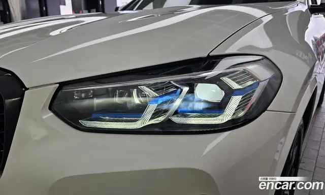 BMW X4 2022 2.0 автомат (гидро), миниатюра 8