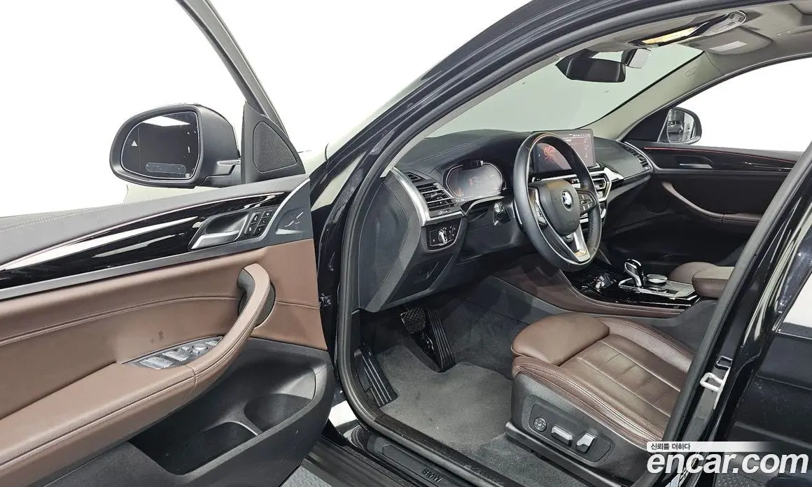BMW X4 2023 2.0 автомат (гидро), фото 13