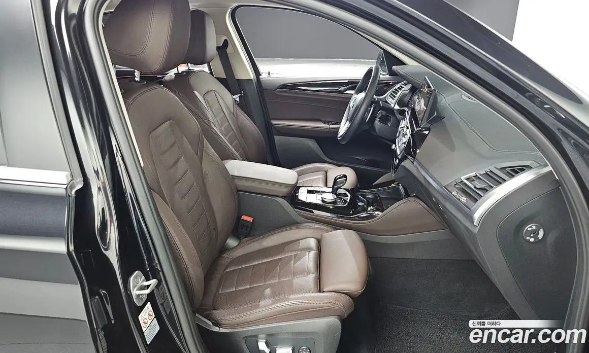 BMW X4 2023 2.0 автомат (гидро), фото 16