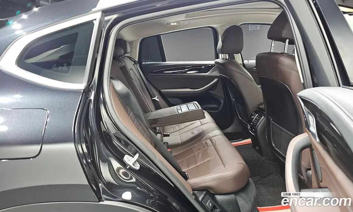 BMW X4 2023 2.0 автомат (гидро), фото 17