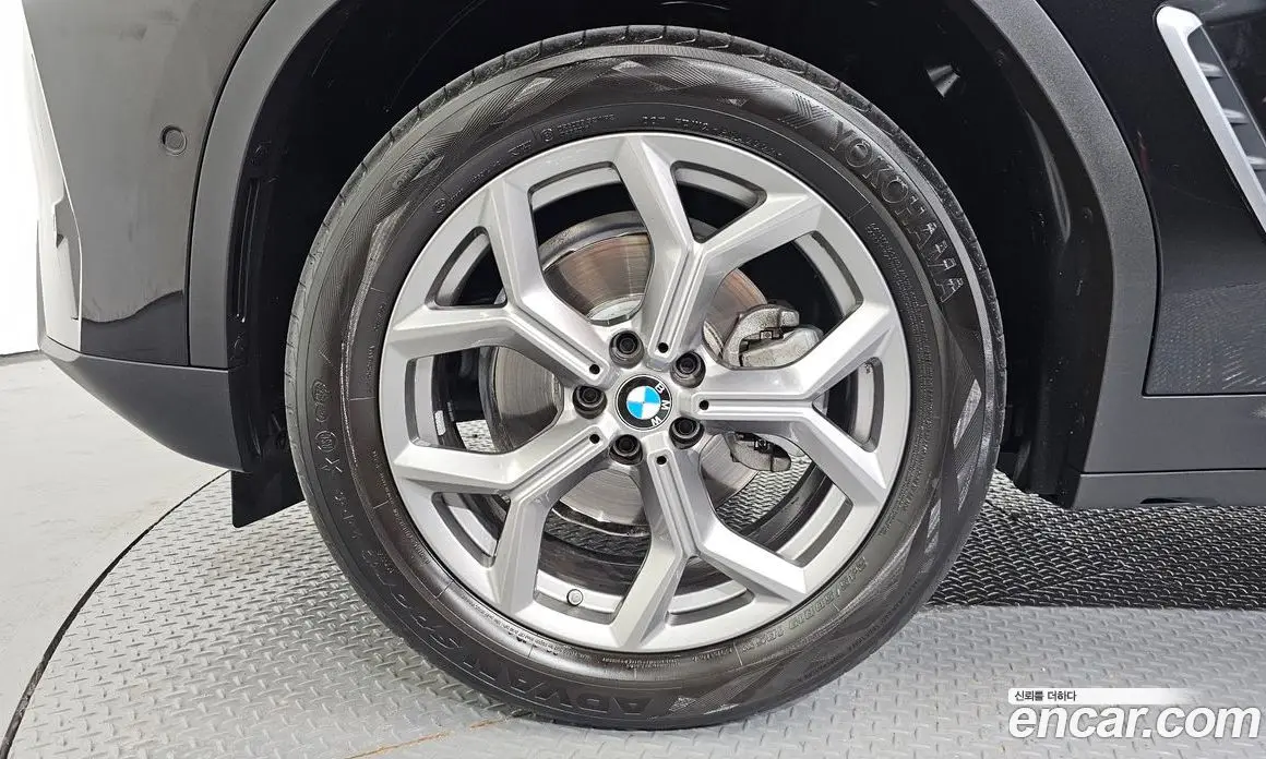 BMW X4 2023 2.0 автомат (гидро), фото 5
