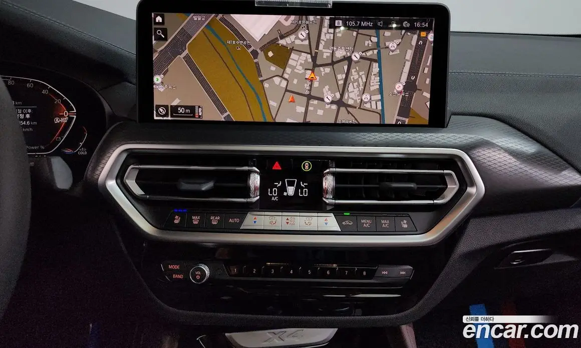 BMW X4 2025 2.0 автомат (гидро), фото 18