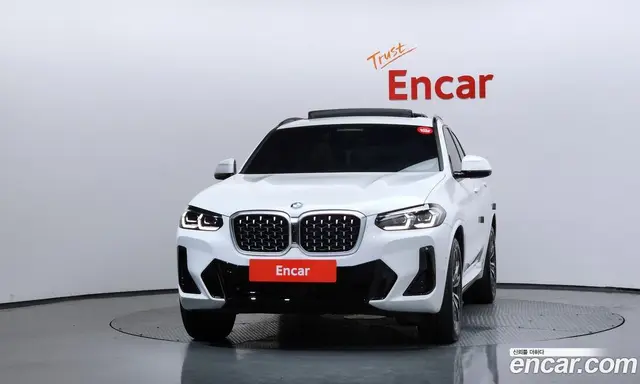 BMW X4 2025 2.0 автомат (гидро), миниатюра 3