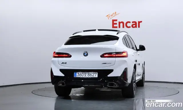 BMW X4 2025 2.0 автомат (гидро), миниатюра 4
