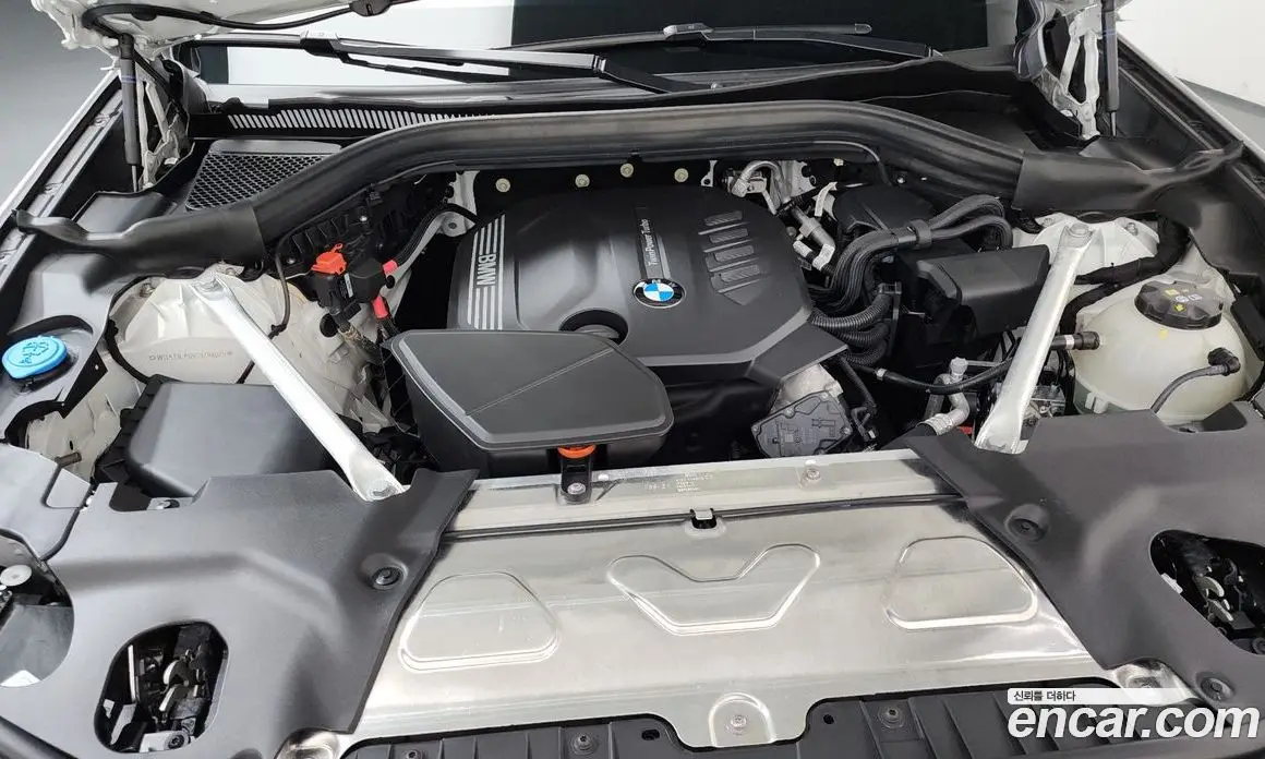 BMW X4 2025 2.0 автомат (гидро), фото 6