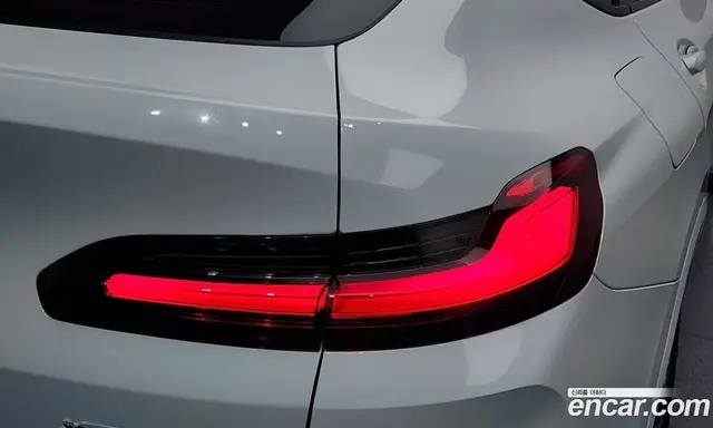 BMW X4 2025 2.0 автомат (гидро), миниатюра 9