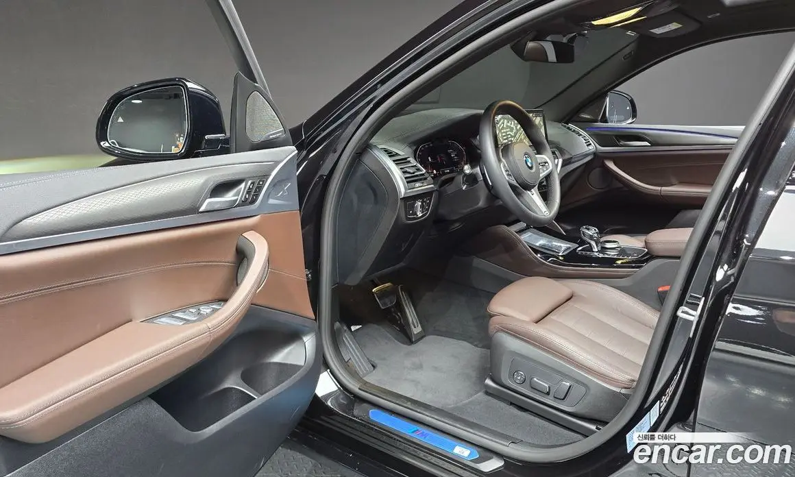 BMW X4 2025 2.0 автомат (гидро), фото 12