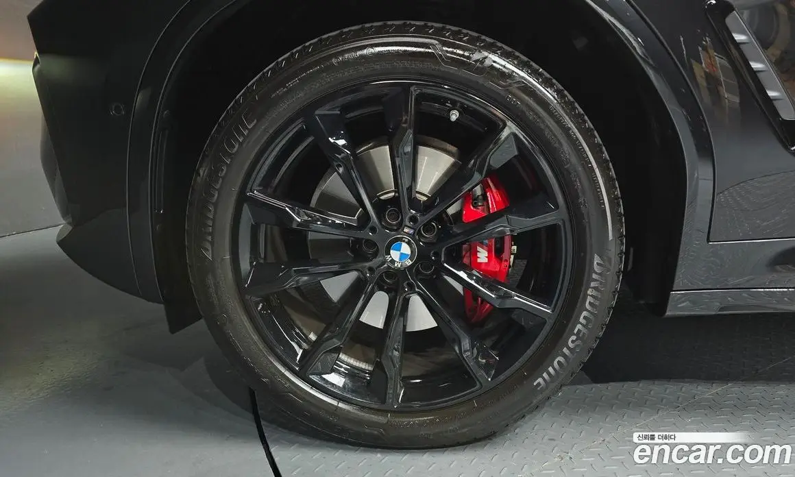 BMW X4 2025 2.0 автомат (гидро), фото 4