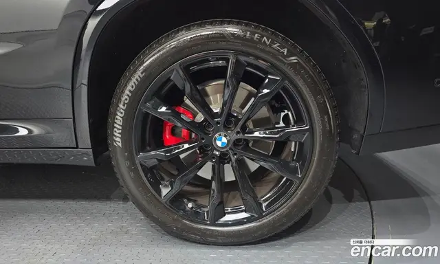 BMW X4 2025 2.0 автомат (гидро), миниатюра 6