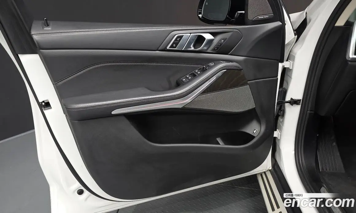 BMW X5 2022 3.0 автомат (гидро), фото 14