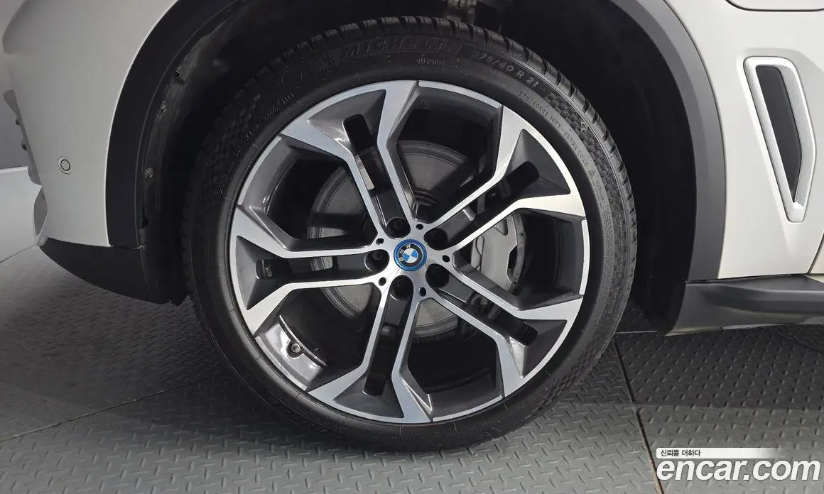 BMW X5 2022 3.0 автомат (гидро), фото 5