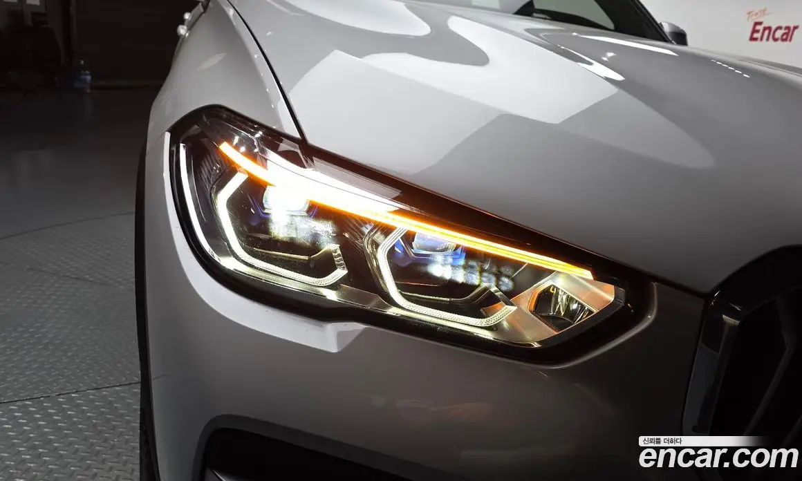 BMW X5 2022 3.0 автомат (гидро), фото 8