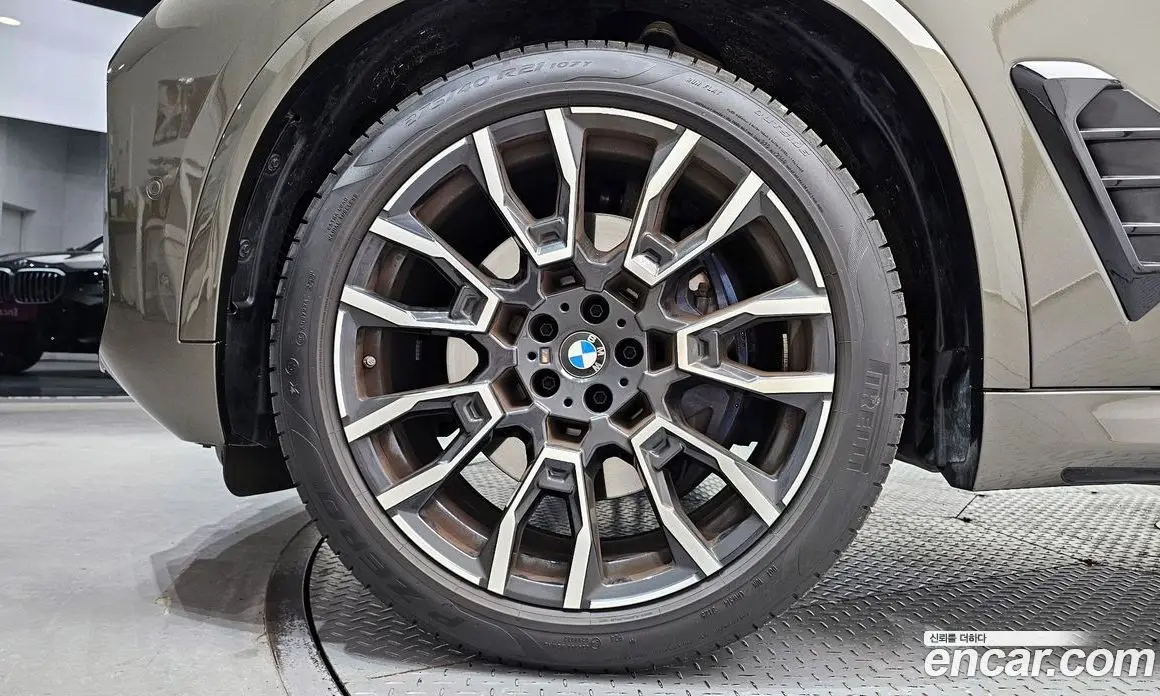 BMW X5 2025 3.0 автомат (гидро), фото 5